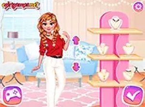 Princesses Now and Then Dress Up Game